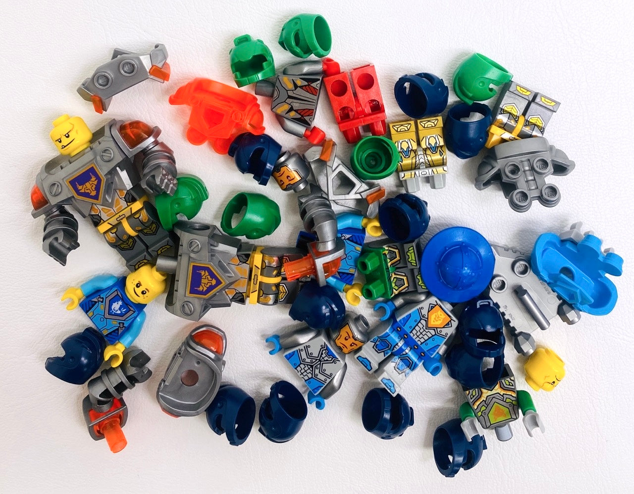 LEGO Nexo Knights Minifigure Pieces Mixed Fun Pack