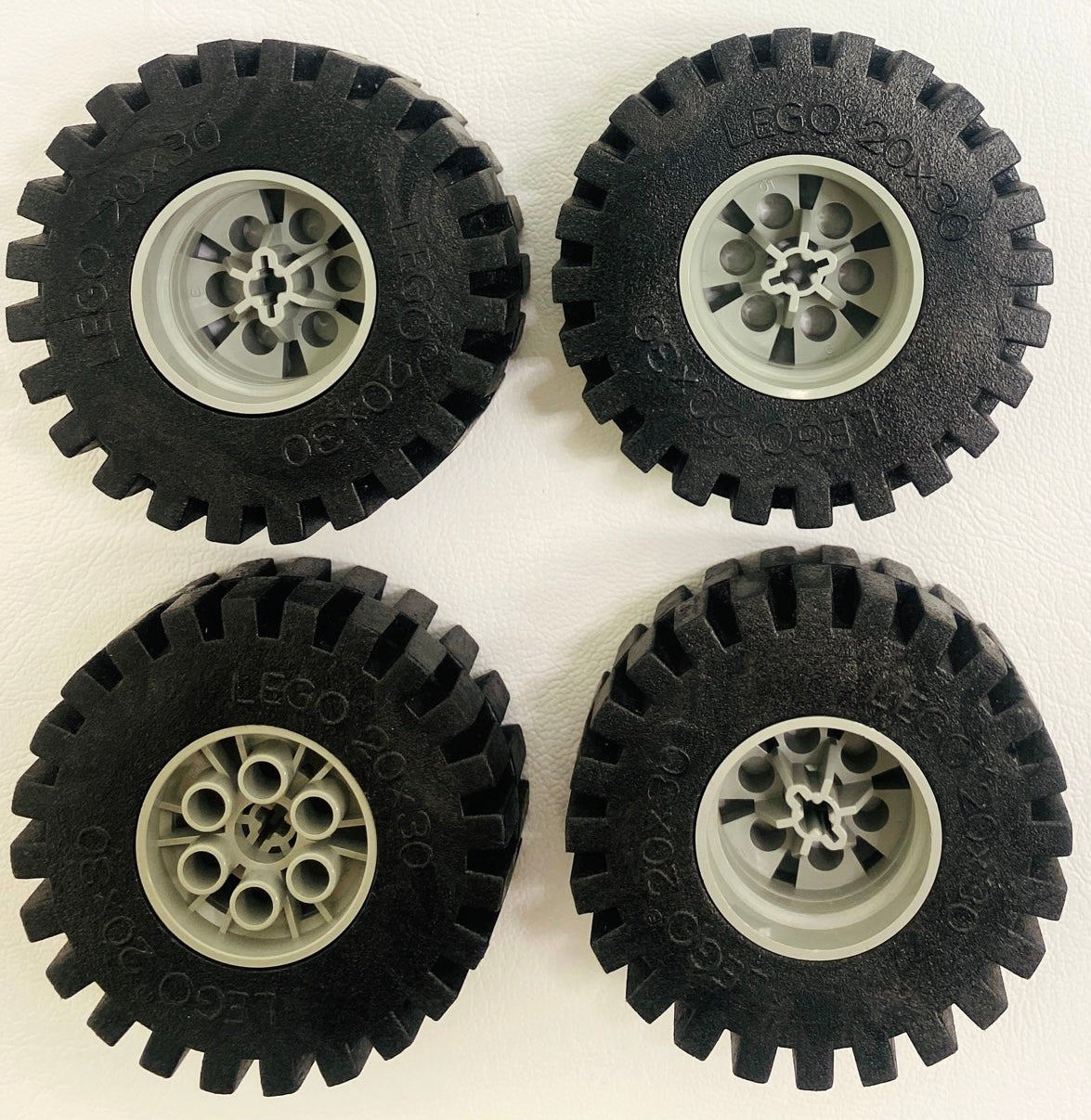 LEGO Technic Vintage Tyre Pack of 4 20x30 with Light Grey Hubs (Old Shade)