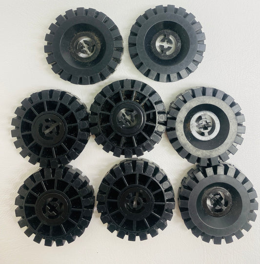 LEGO Vintage Technic Wheel Pack of 8 With Black Hubs