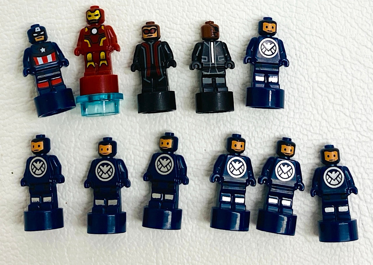 LEGO Marvel Superheroes Statuette / Trophy Fun Pack Iron Man Captain America Nick Fury Hawkeye SHIELD Agents
