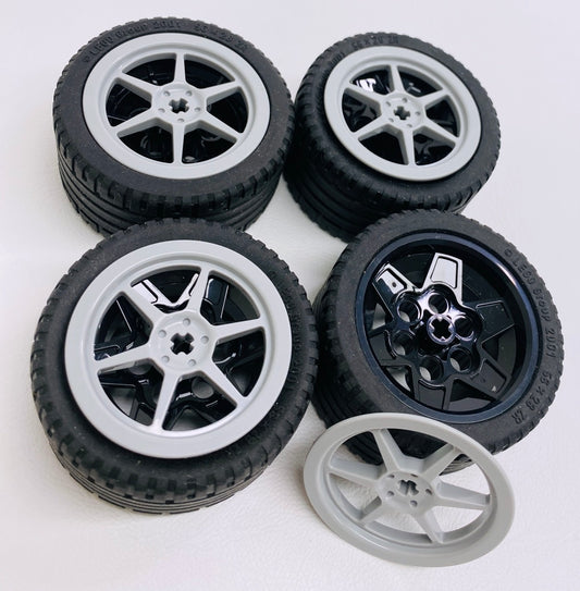 LEGO Technic Tyre 56x28ZR Pack of 4 with Black Hubs and Light Bluish Grey Wheel Covers - Nissan Skyline GT-R