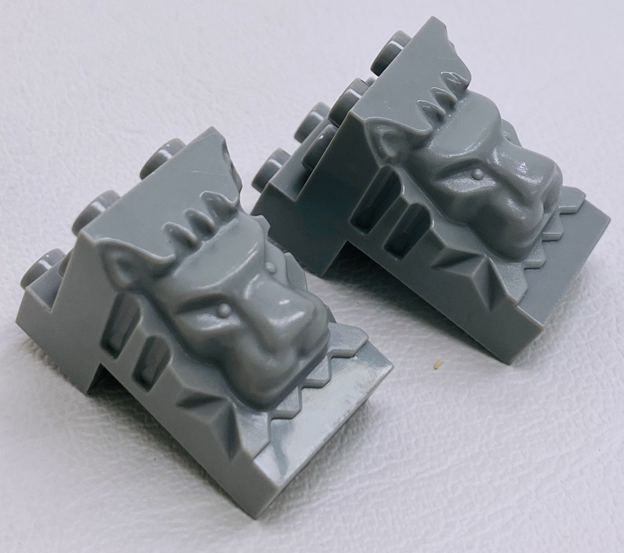 LEGO Castle Brick Modified 2x3x3 Lion Head Pack of 2 Light Bluish Grey