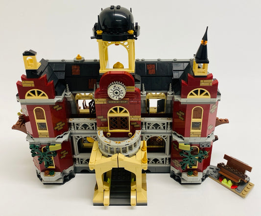 LEGO Hidden Side Newbury Haunted High School Set #70425 As Pictured