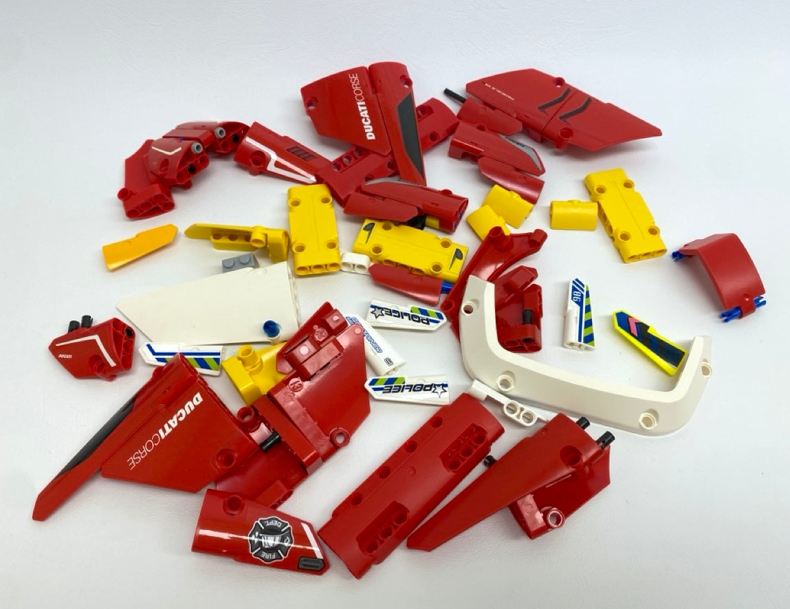 LEGO Technic Panel Fun Pack Mixed Types Red / White / Yellow