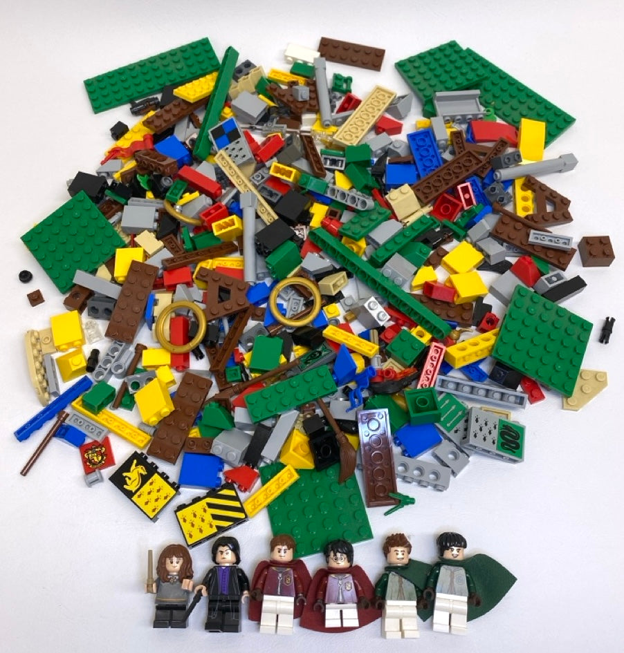 LEGO Harry Potter Quidditch Match Set #75956 with Instructions and Minifigures