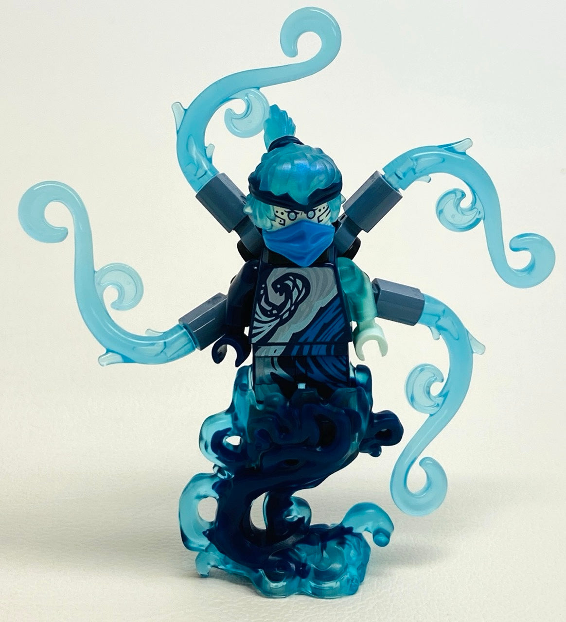 LEGO Ninjago Nya Minifigure with Pedestal and Water Energy Effects