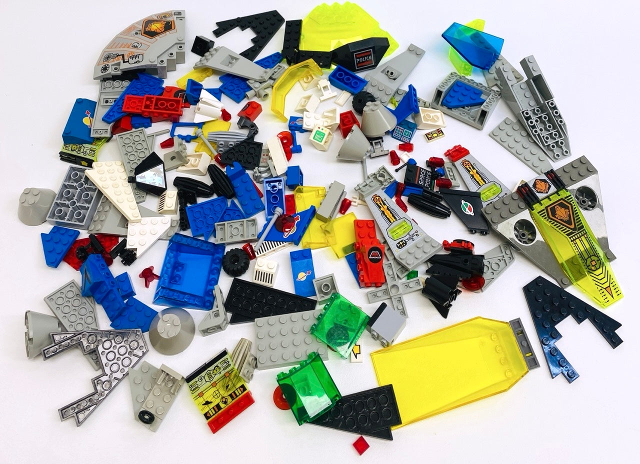 LEGO Classic Space Fun Pack Mixed Pieces