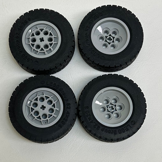 LEGO Technic Tyre 62.4x20S Pack of 4 with Light Bluish Grey Hubs