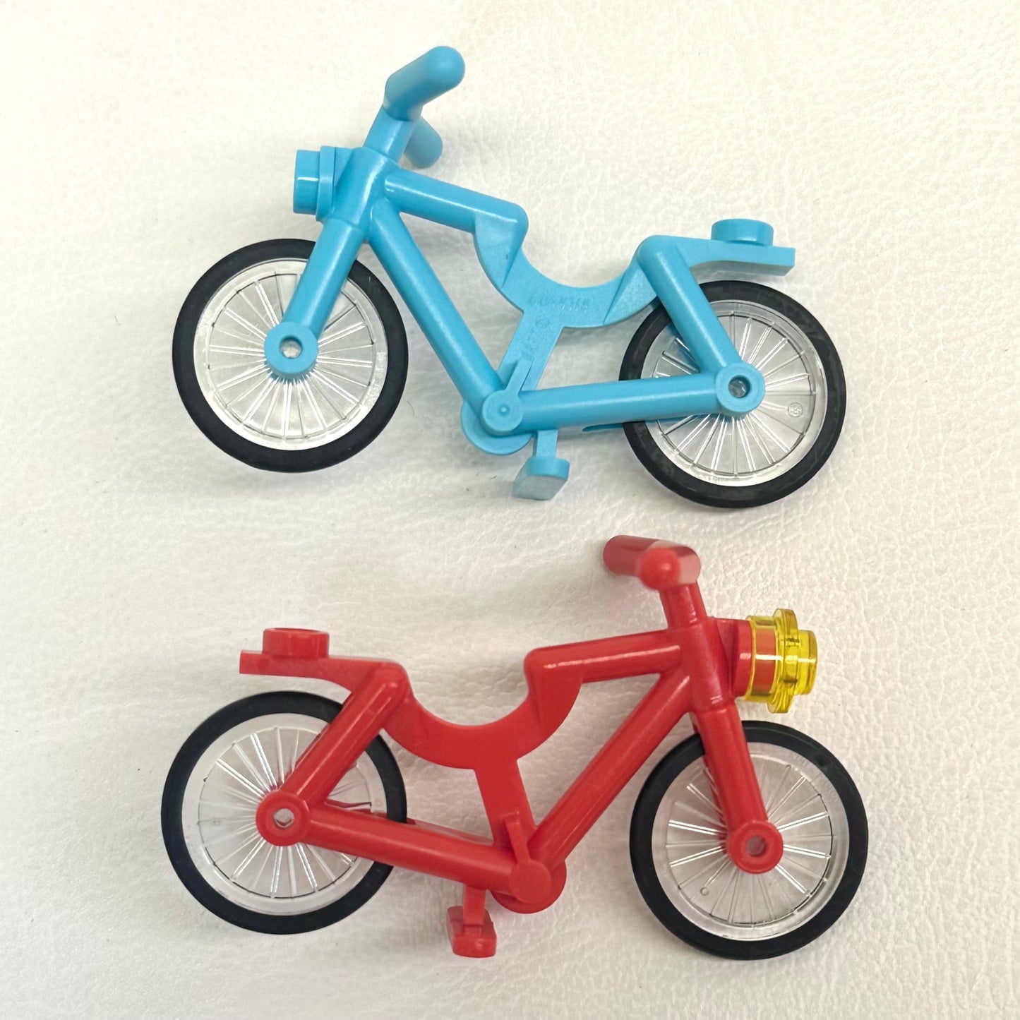LEGO Bicycle Pack of 2 City Friends