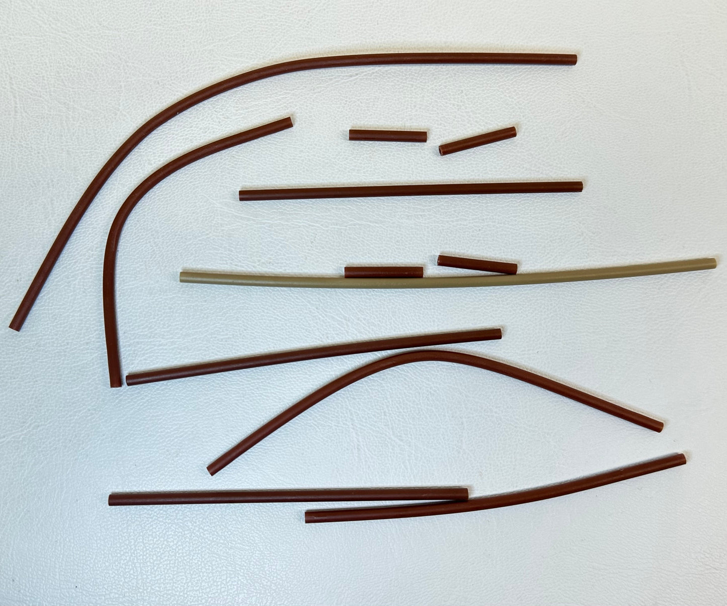 LEGO Reddish Brown / Dark Tan Hose 3mm Fun Pack Various Lengths