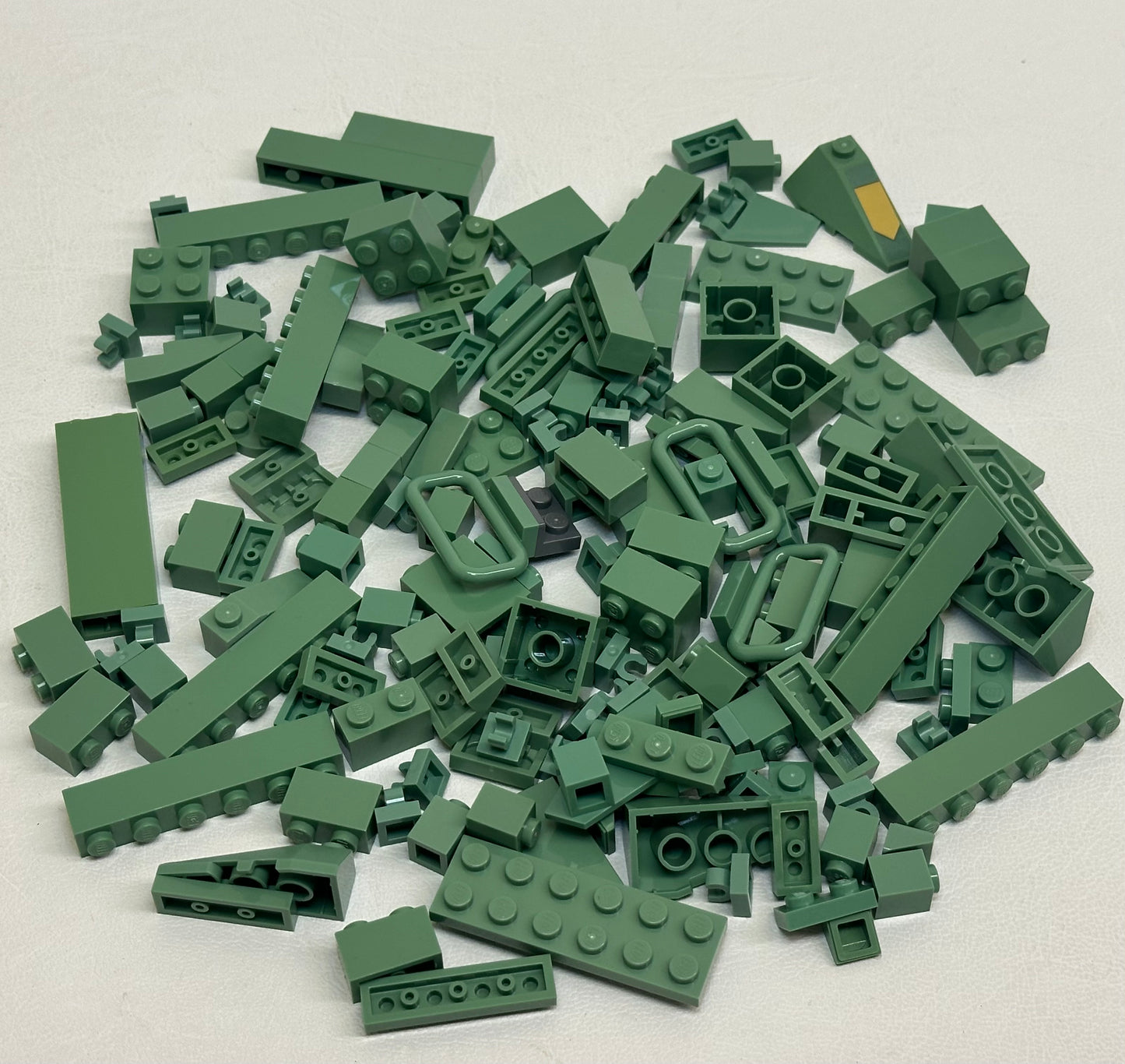 LEGO Sand Green Fun Pack Mixed Pieces