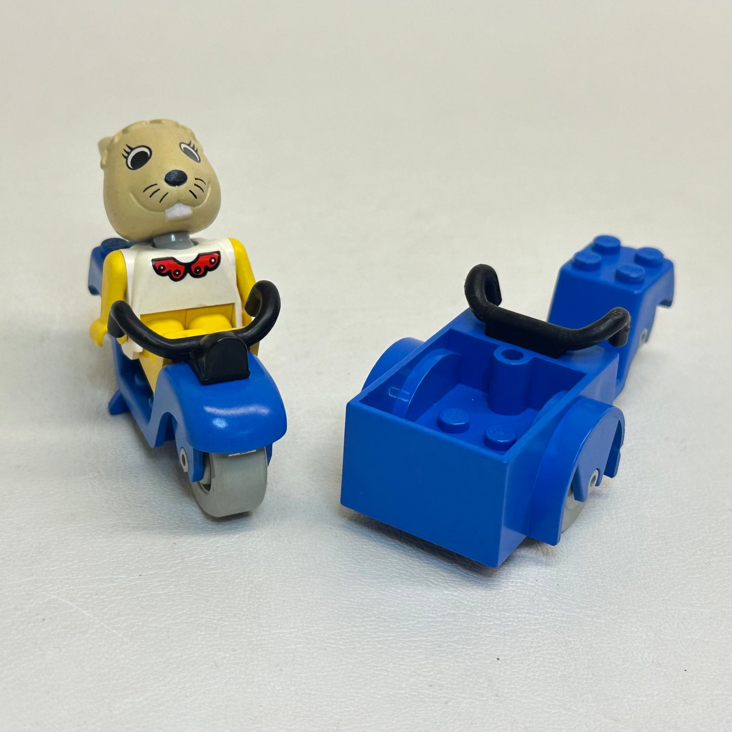 LEGO Vintage Fabuland Mixed Scooters and Figures Fun Pack