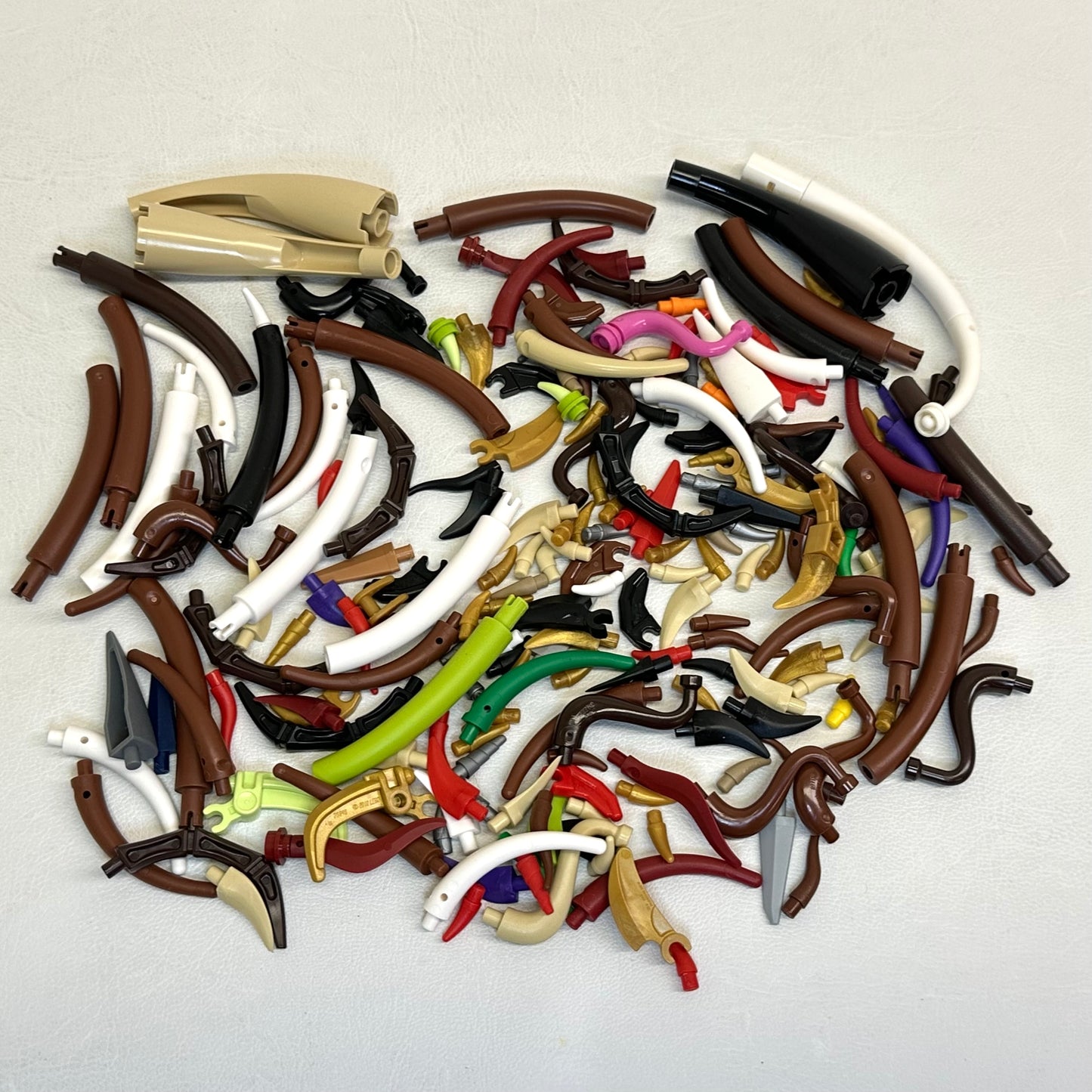 LEGO Animal Claws / Horns / Tails / Teeth Mixed Pack