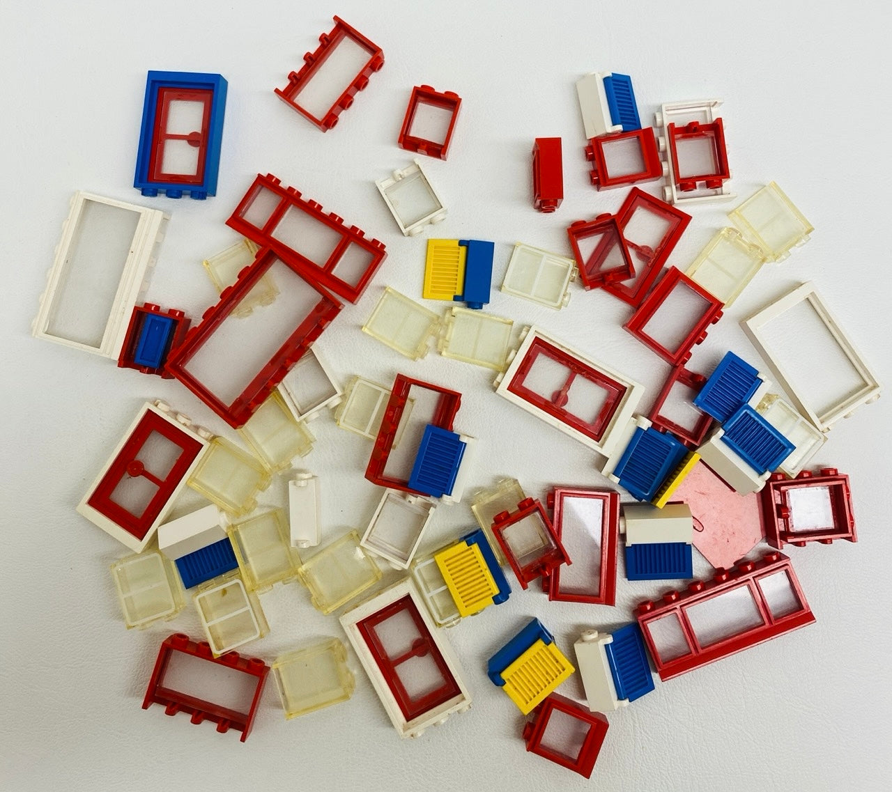 LEGO Vintage Doors and Windows Fun Pack City / Town / Trains / Basic