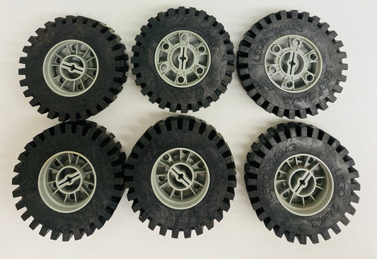 LEGO Technic Vintage Large Tyre 24x43 Pack of 6 with Light Grey Hubs (Old Shade)