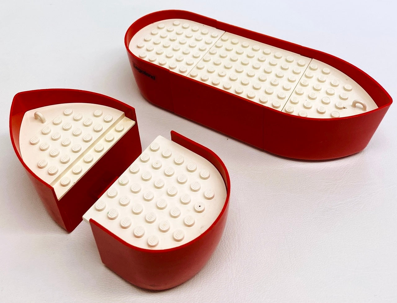 LEGO City / Town Vintage Ship Hull Fun Pack Red / White