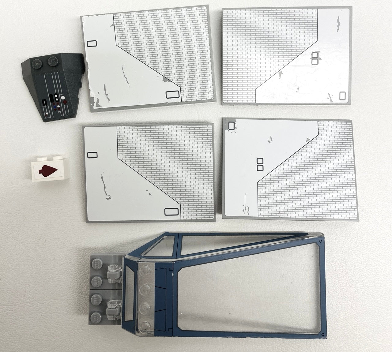 LEGO Star Wars UCS Red 5 X-Wing Details Fun Pack Mixed Pieces Canopy Slopes and Brickhor