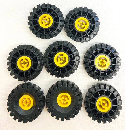 LEGO Vintage Technic Wheel Pack of 8 With Yellow Hubs
