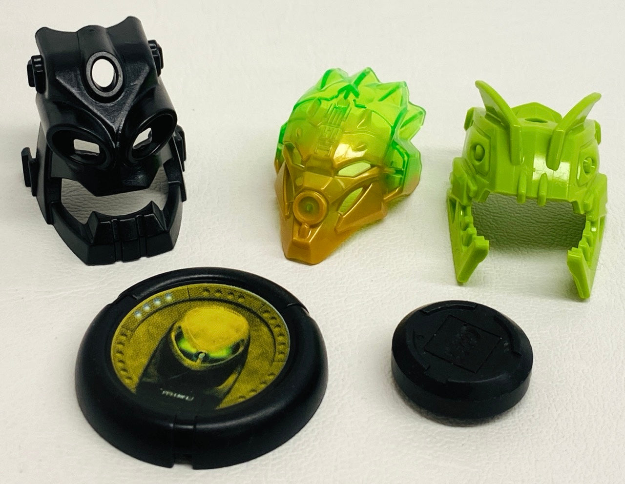 LEGO Bionicle / Hero Factory Fun Pack - Mixed Pieces Includes Bamboo Miru Throwing Disk