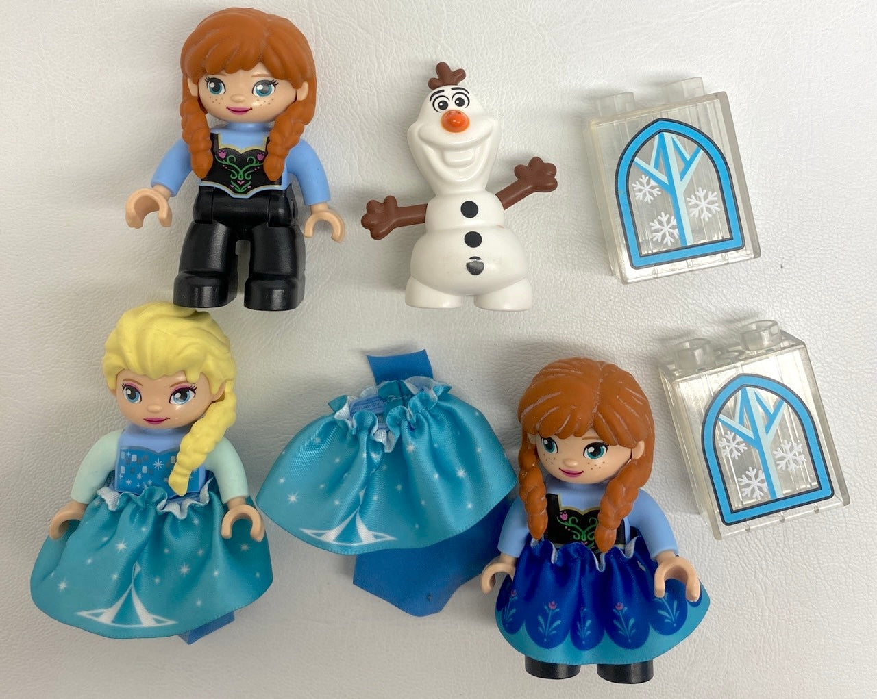 LEGO Duplo Disney Fun Pack Frozen Figures with Printed Window Bricks