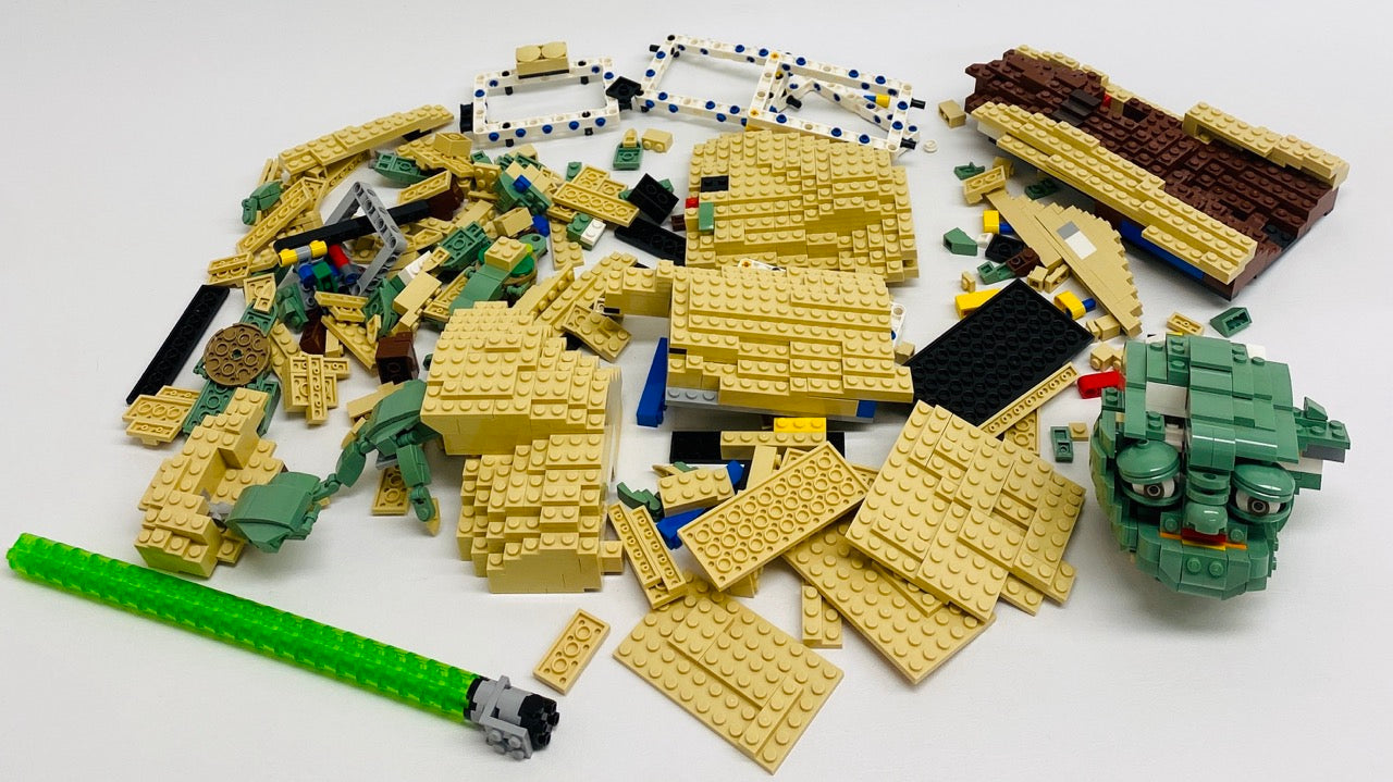 LEGO Star Wars Yoda Sculpture Set #75255 As Pictured