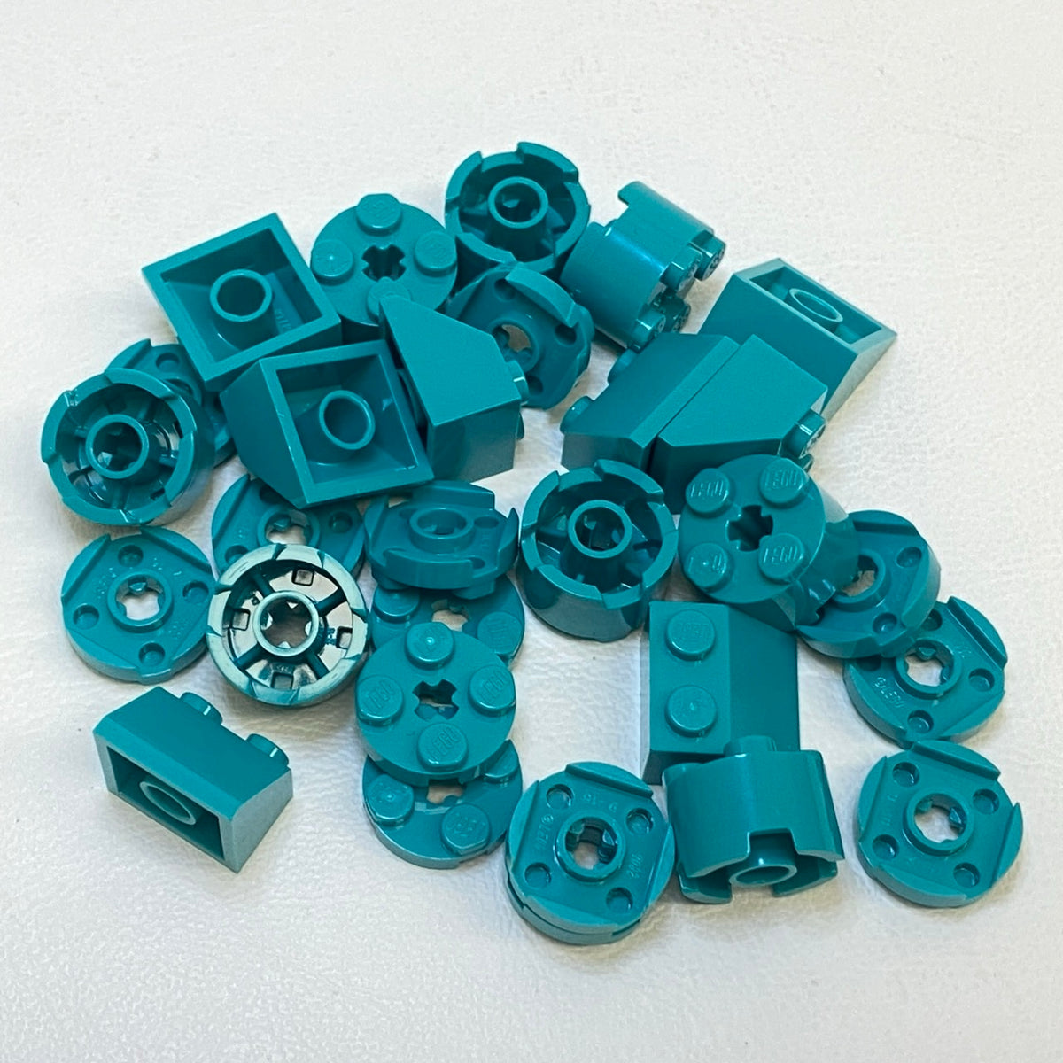 Lego Turquoise Color LEGO Dark Turquoise Fun Pack 2x2 Slope / Round Brick / Round Plate ...