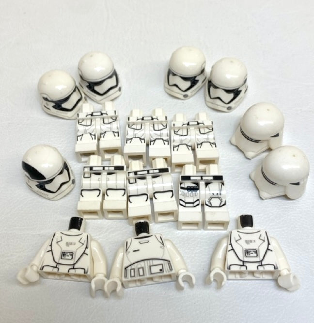 LEGO Star Wars Mixed Minifigure Pieces Fun Pack First Order Stormtrooper / Snowtrooper Torsos Legs Headgear (Copy)