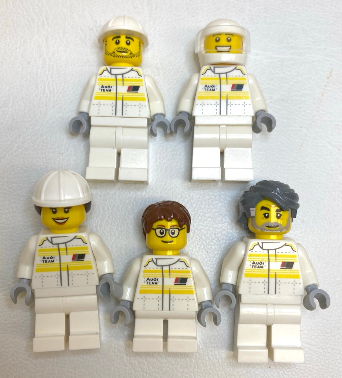 LEGO Minifigure Fun Pack Audi Racing Team