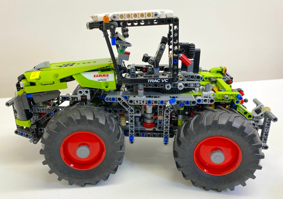 LEGO Technic Claas Xerion 5000 Trac VC Set #42054 As Pictured