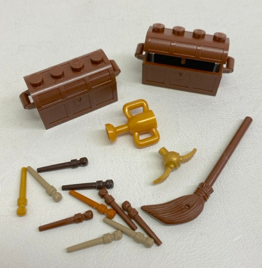 LEGO Harry Potter Golden Snitch Fun Pack Mixed Minifigure Accessories Trunks Wands and More