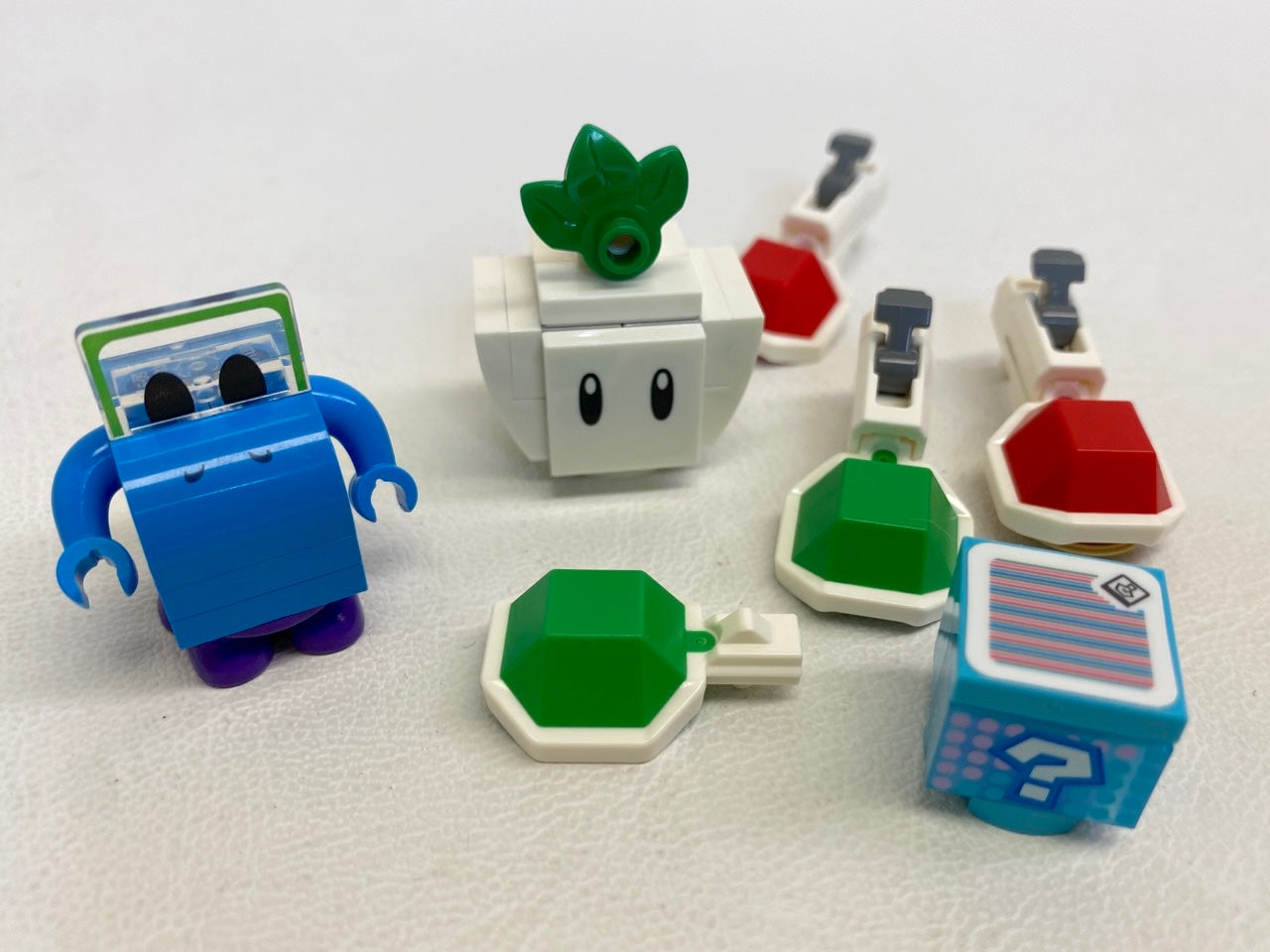 LEGO Super Mario Character Pieces Mixed Fun Pack with Projector Shells