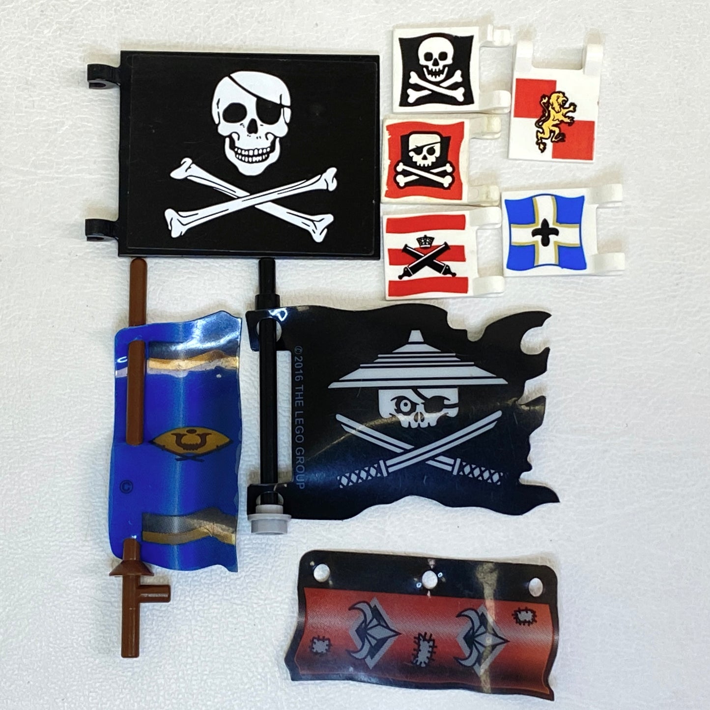 LEGO Pirates / Castle Flags Fun Pack