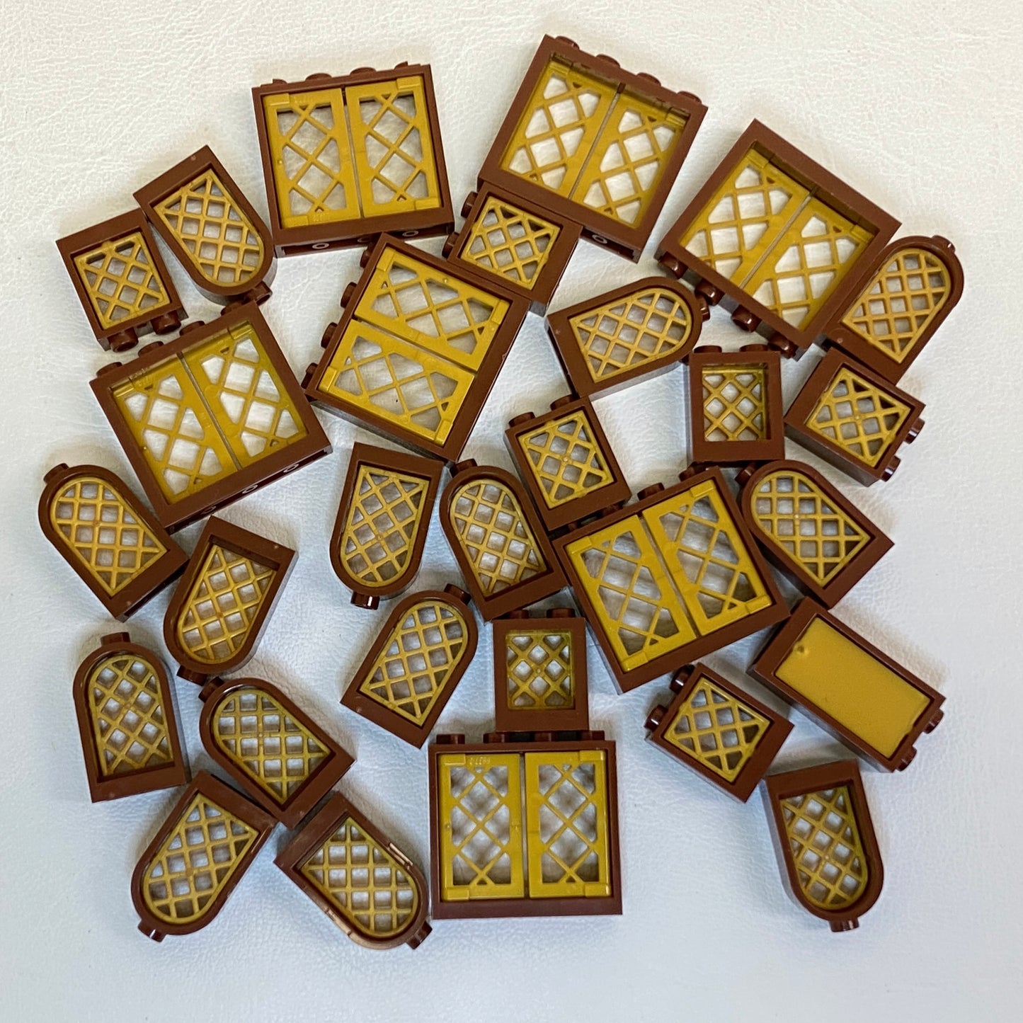 LEGO Mixed Reddish Brown Frames with Pearl Gold Shutters Window Fun Pack