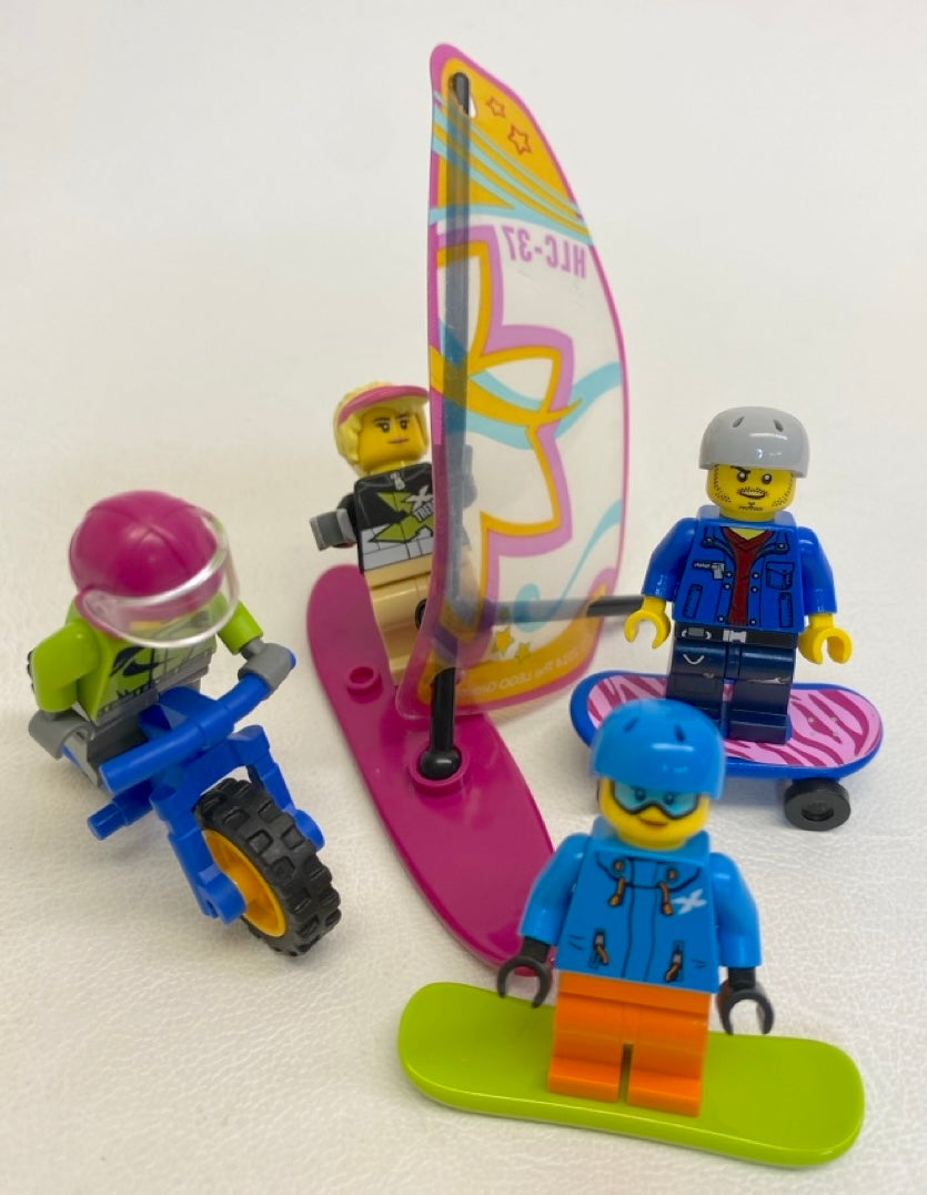 LEGO Minifigure Outdoor Sports Fun Pack Skateboarder Sailboarder Snowboarder Mountain Biker