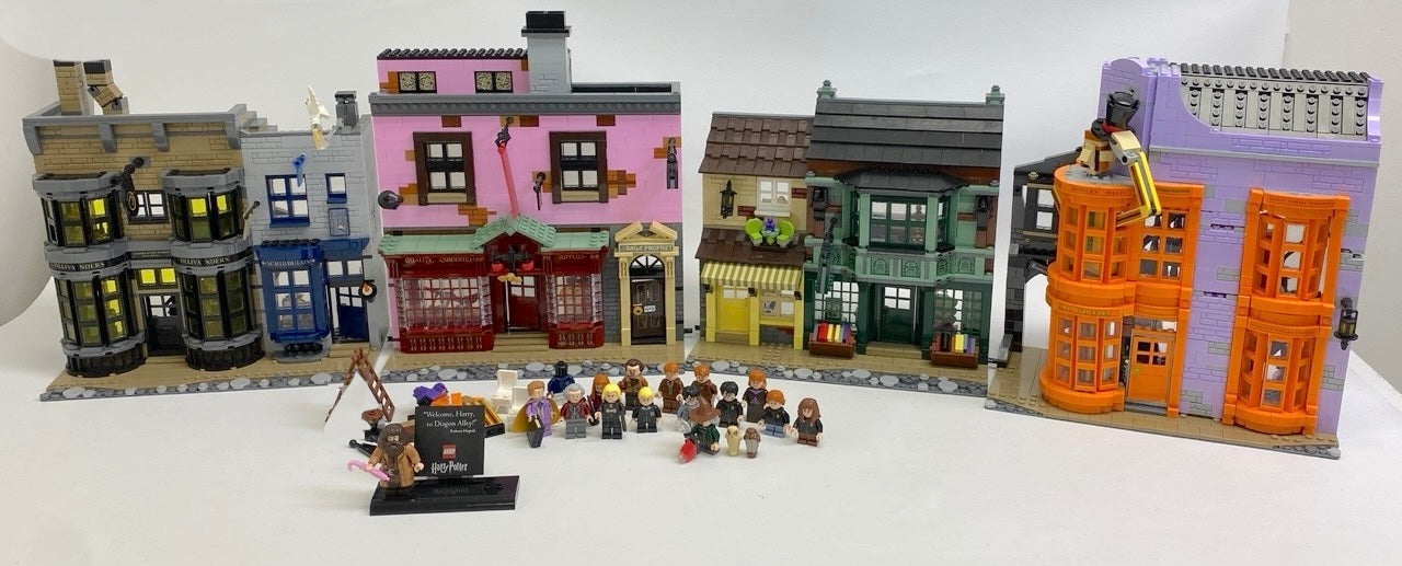 LEGO Harry Potter Diagon Alley Set #75978 As Pictured - Includes Minifigures and Instructions