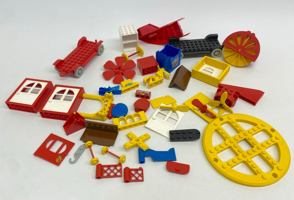 LEGO Vintage Mixed Fun Pack Fabuland / Basic / Freestyle Doors Windows Furniture and More