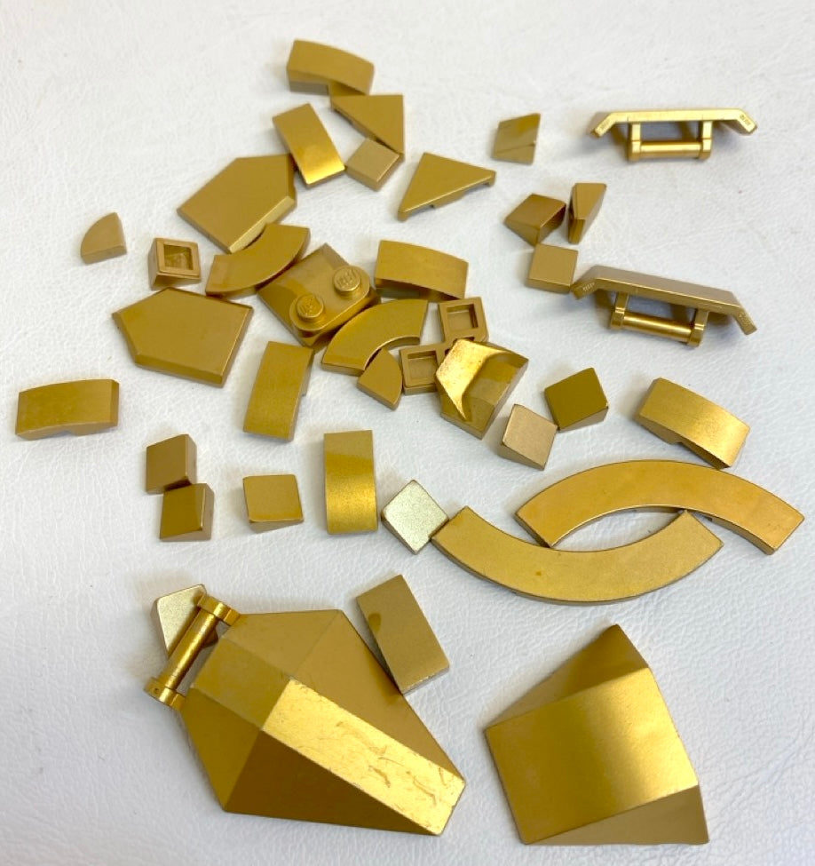 LEGO Metallic Gold Fun Pack Mixed Pieces