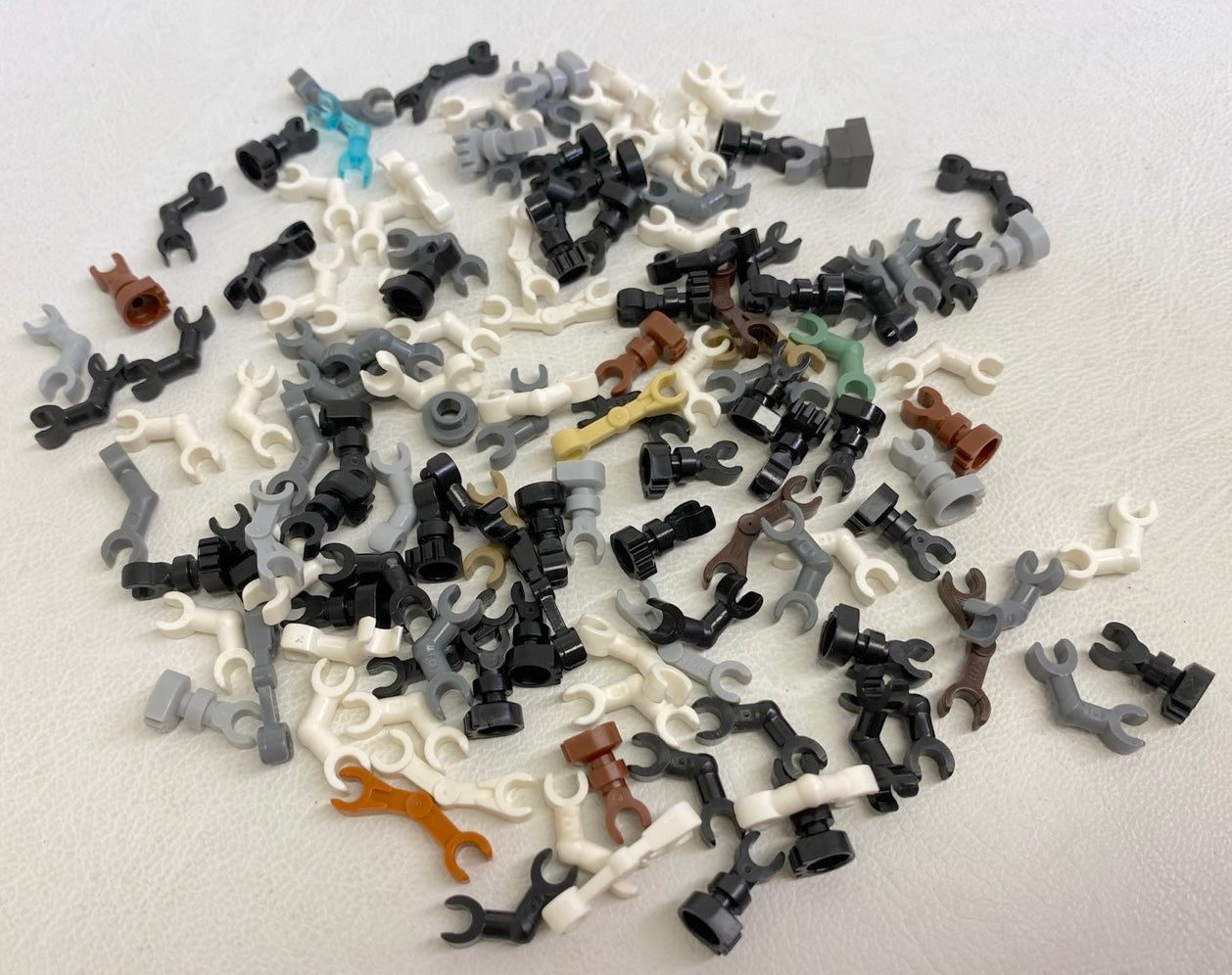 LEGO Star Wars Droid / Castle Skeleton Minifigure Pieces Fun Pack Mixed Colours