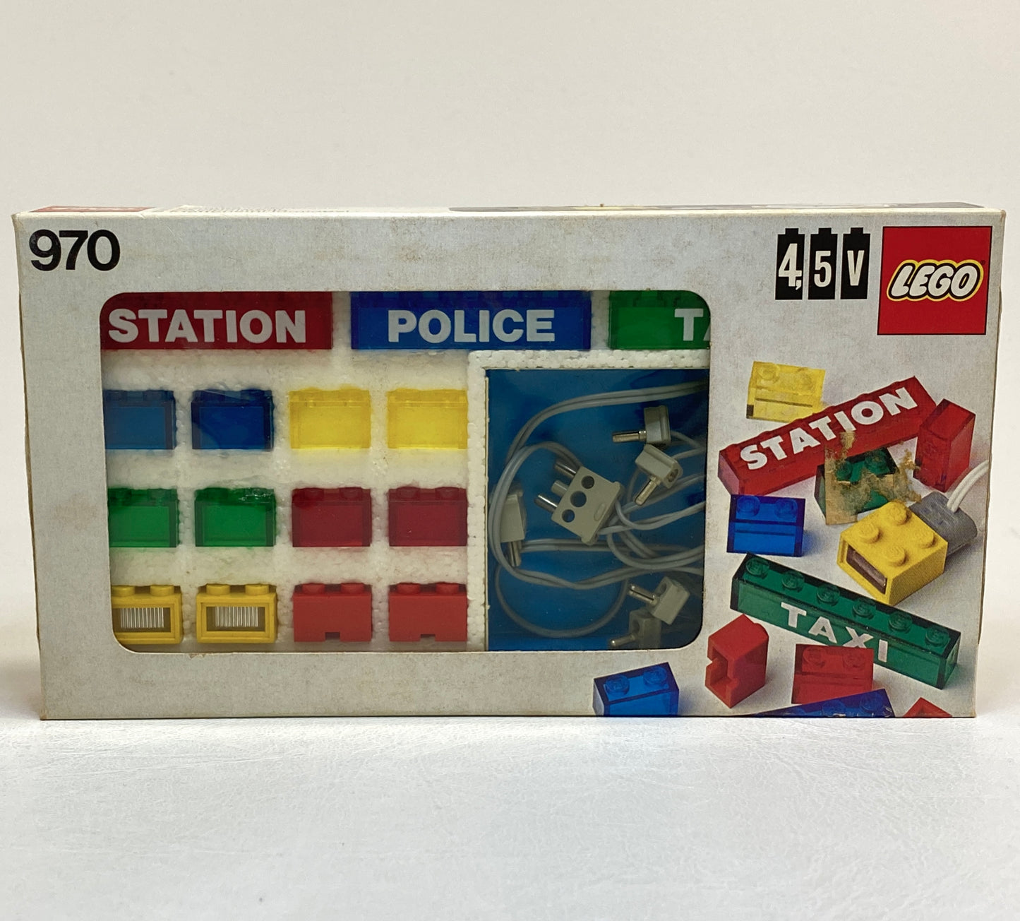 LEGO BRAND NEW Vintage Lighting Bricks Set #970 (As Pictured)