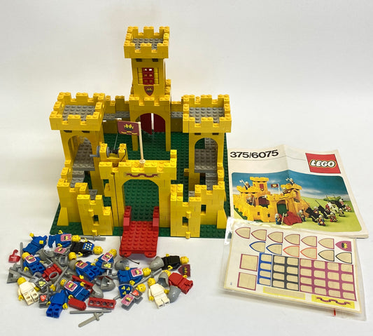 LEGO Castle Vintage Classic Castle Set #375 - As Pictured