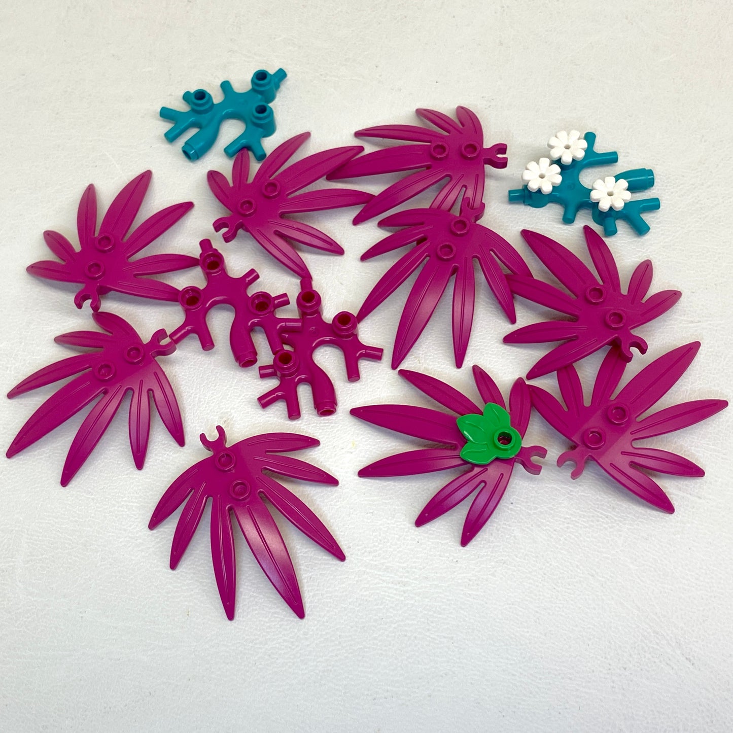 LEGO Plants Mixed Leaves & Coral Fun Pack