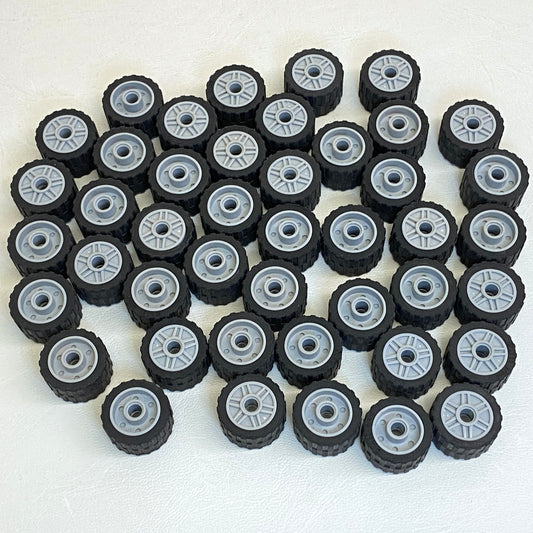 LEGO Technic Tyre Fun Pack 18mm x 14mm With Light Bluish Grey Hubs