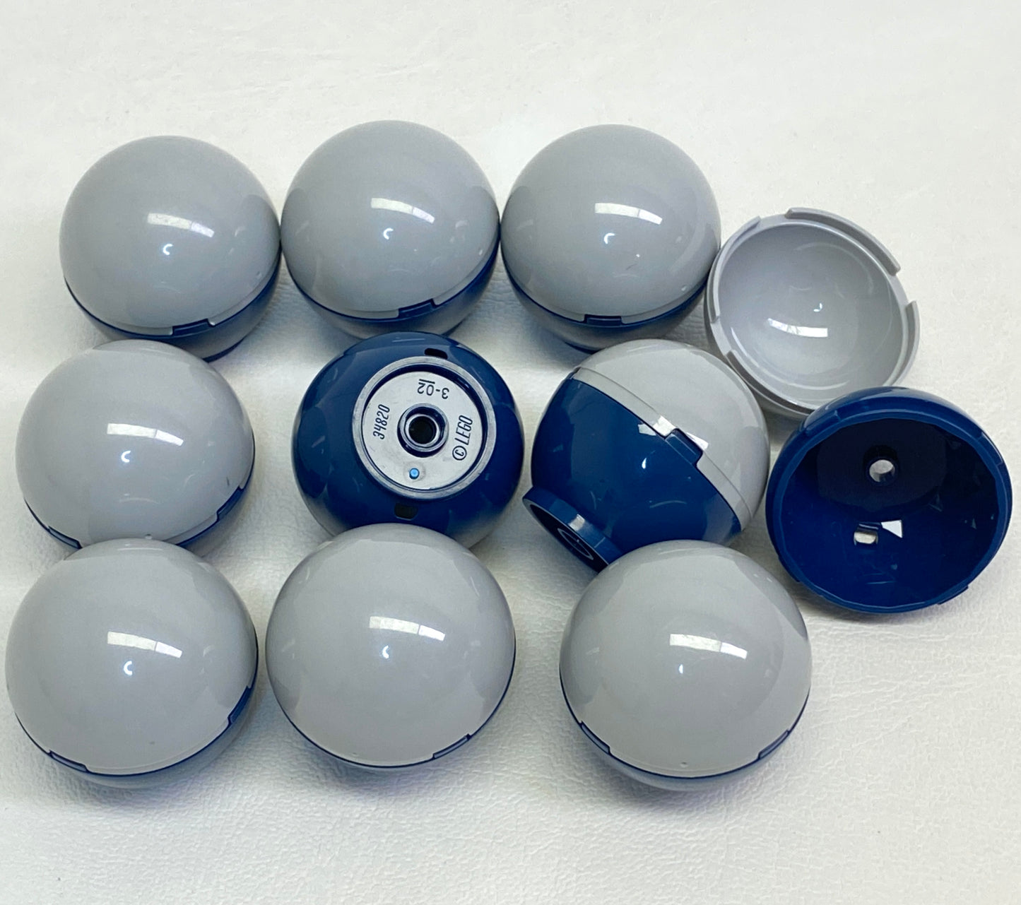 LEGO Star Wars Light Bluish Grey Hemisphere 4x4 & Dark Blue Dragon Egg Bottom Fun Pack of 10