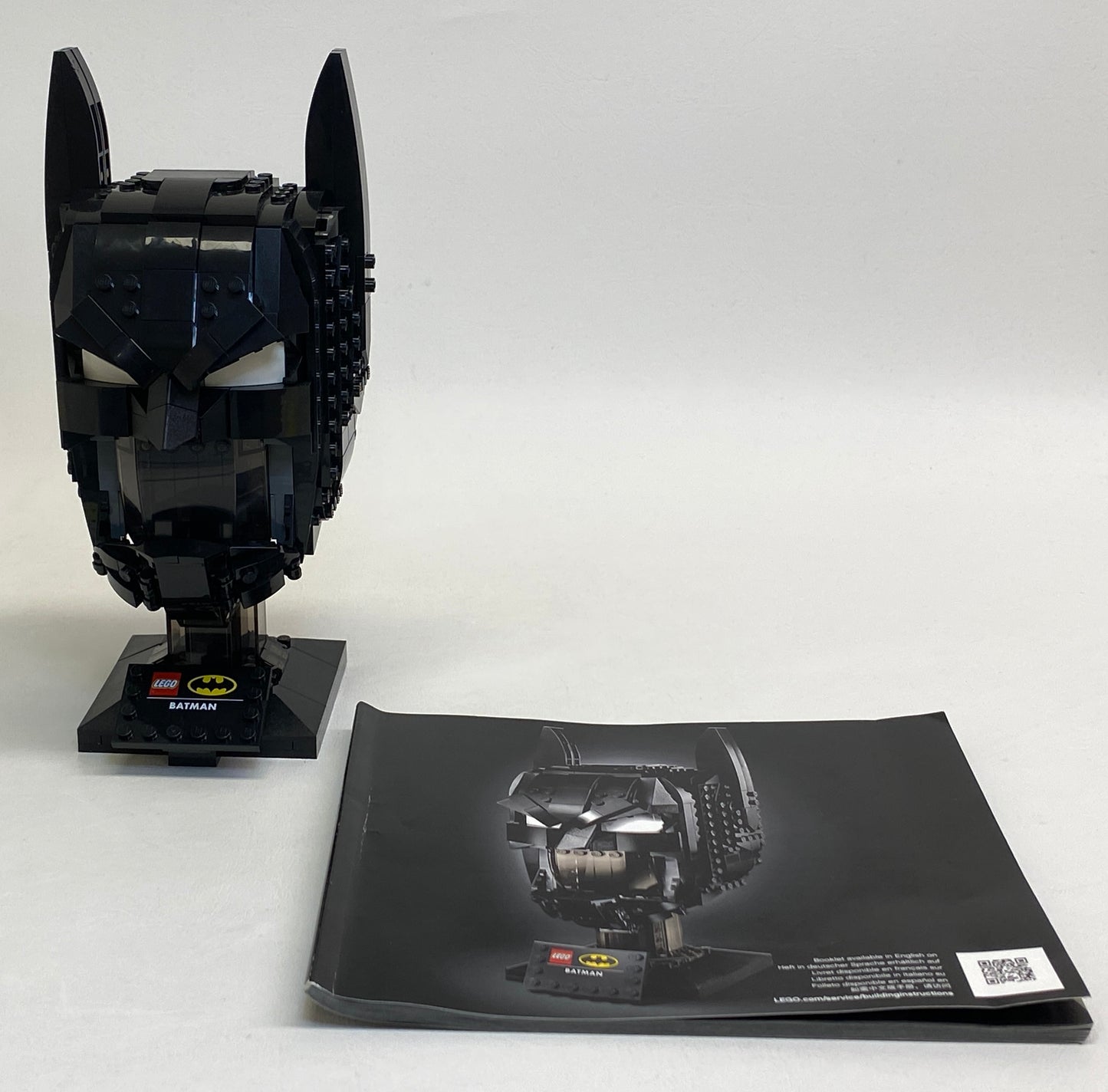 LEGO DC Superheroes Batman Cowl Set #76282 As Pictured - Includes Instructions