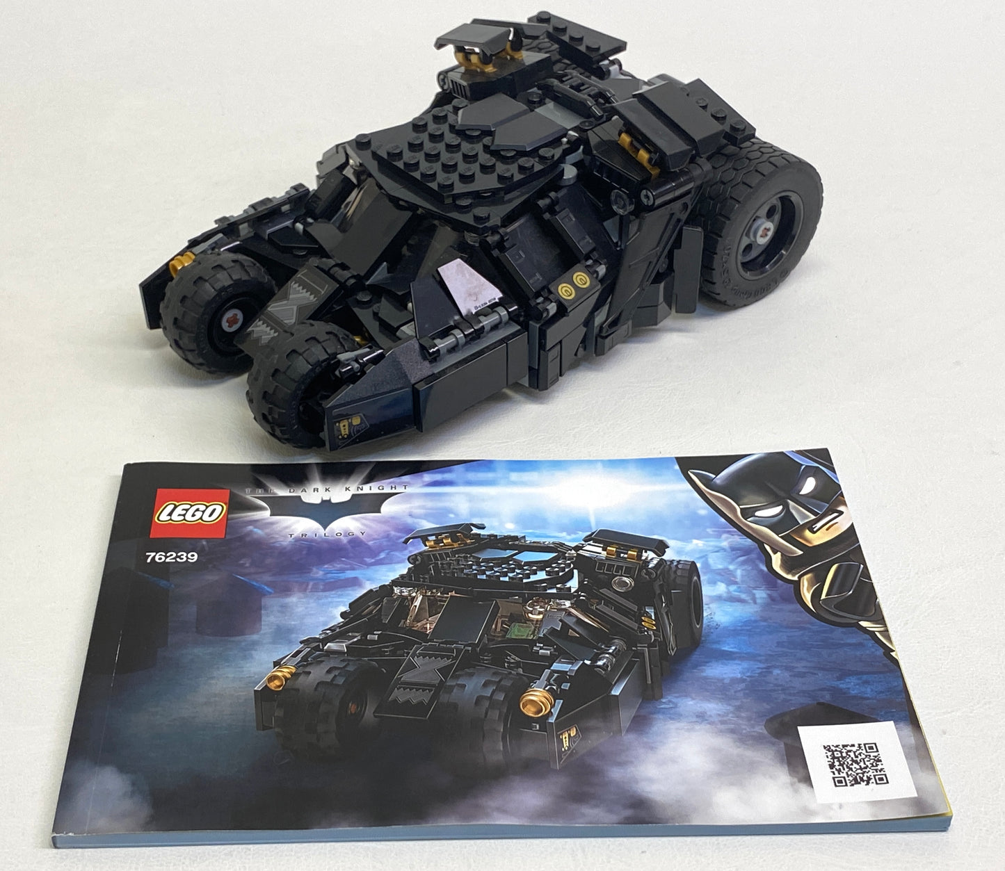 LEGO DC Superheroes Batmobile Tumbler: Scarecrow Showdown Set #76239 As Pictured - Includes Instructions