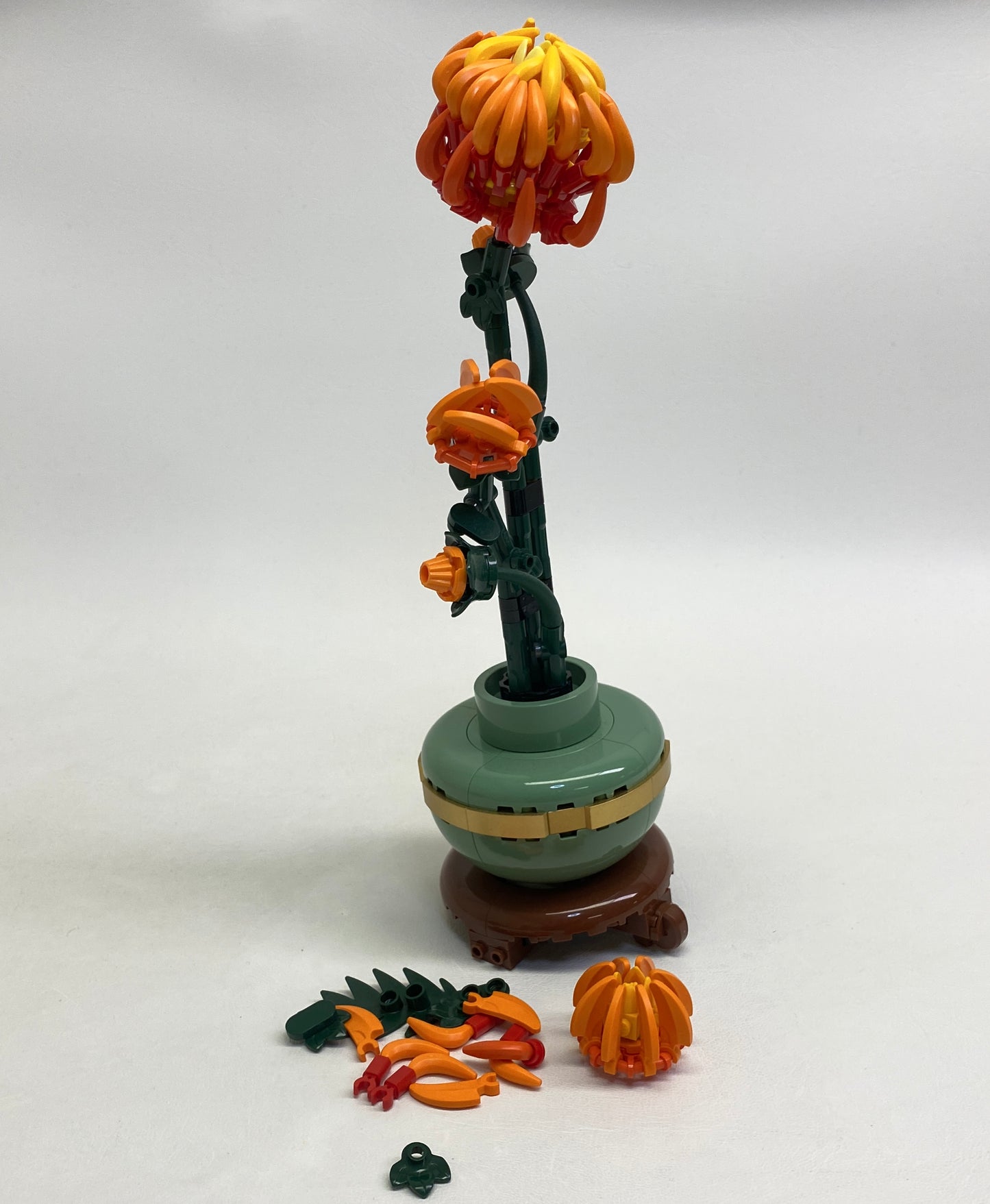 LEGO Botanicals Chrysanthemum Set #10368 As Pictured