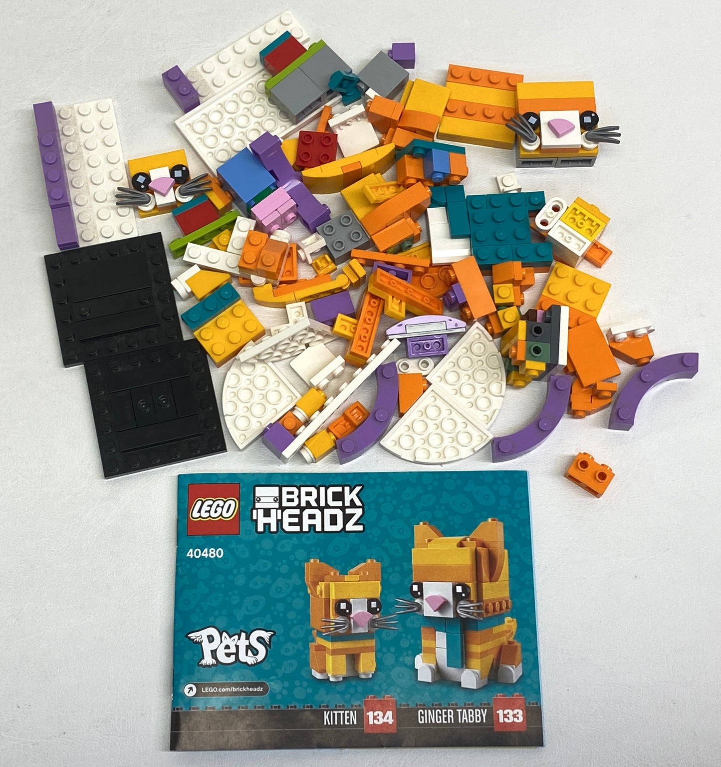LEGO BrickHeadz Ginger Tabby & Kitten Set #40480 As Pictured - Includes Instructions