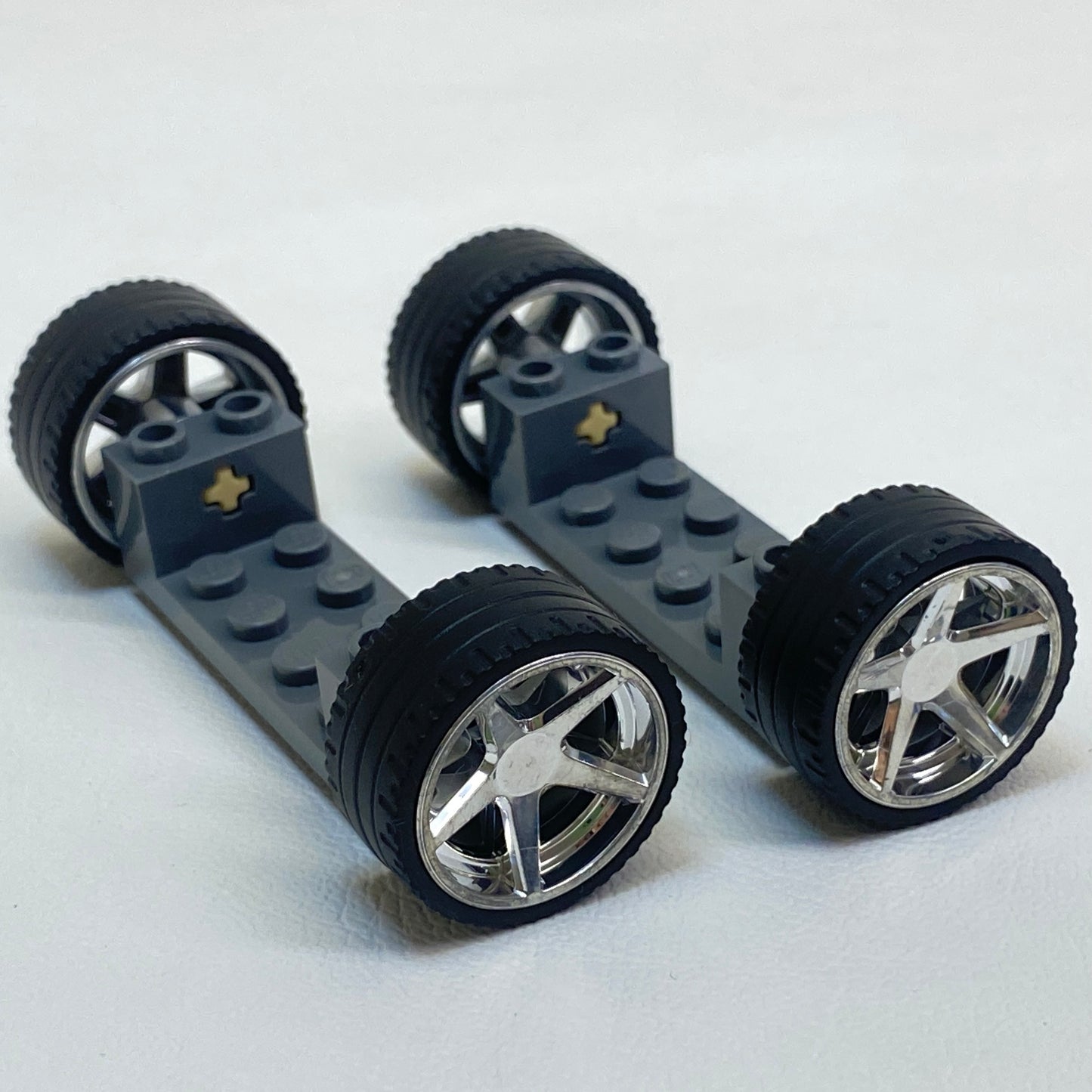 LEGO Silver Chrome Wheel 21mm D. x 11mm with 5 Spokes Fun Pack