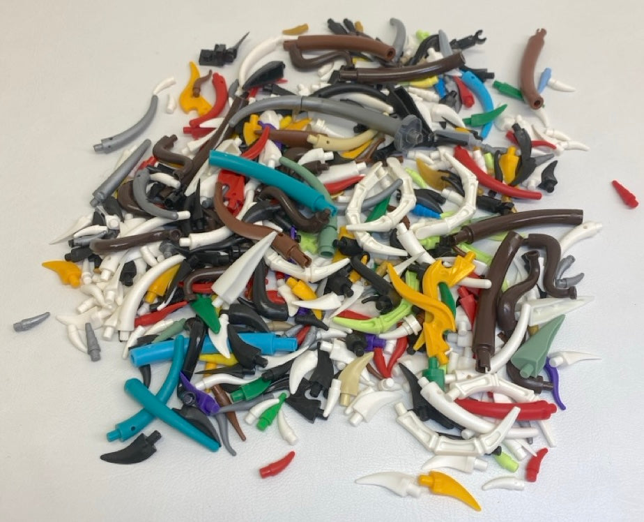 LEGO Animal Claws / Horns / Tails / Teeth Mixed Pack