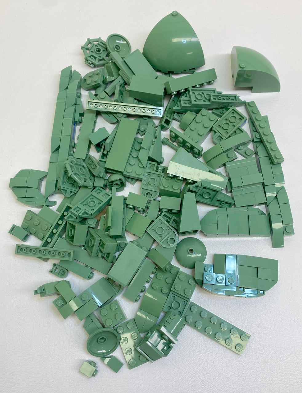 LEGO Sand Green Fun Pack Mixed Pieces